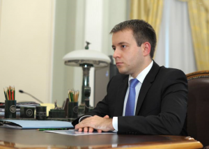 Российские чиновники будут пользоваться YotaPhone