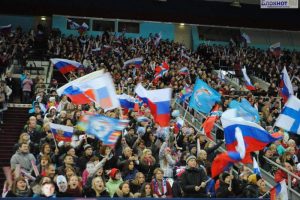 Болельщики на "Гонке Чемпионов" в Москве