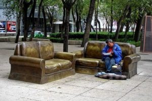 Креативные скамейки со всего мира