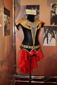 Костюм "Кармен" олимпийской чемпионки 1988 года Натальи Бестемьяновой в Музее спорта, ледовая арена "Шайба", Сочи. Фото: Катерина Ляуфер