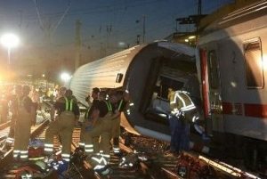 Эксклюзивные фото и видео крушения поезда в Германии