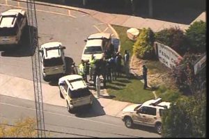 полиция прибыла на место своевременно, но пока ничего сделать не смогла.