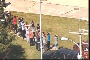 Эвакуация учащихся из здания школы