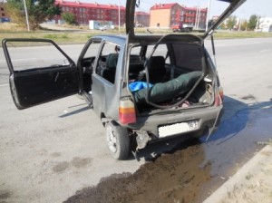 В Ростовской области в результате ДТП из "ОКИ" вылетела несовершеннолетняя