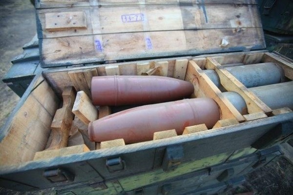 Украинские каратели отступая бросили вооружение и технику