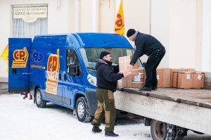 Общий вес переданных для жителей ДНР и ЛНР товаров составил 1.5 тонны.