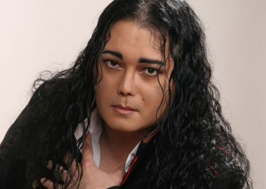 Игорь Надживе - певец и кмпозитор, близкий друг семьи Джигурды-Анисины