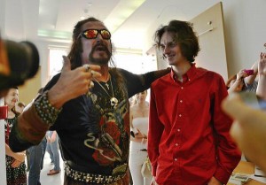 CDdBHKsWoAAOhOt.jpg large