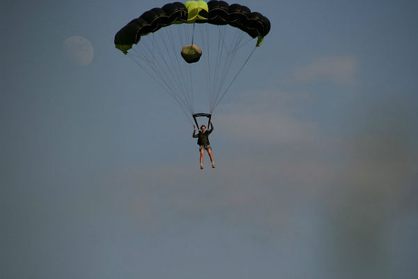 бейсджампер4