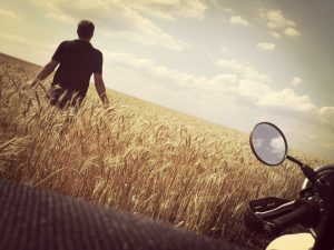 Никита любил жизнь, был общительным и улыбчивым парнем, обожал кататься на скутере