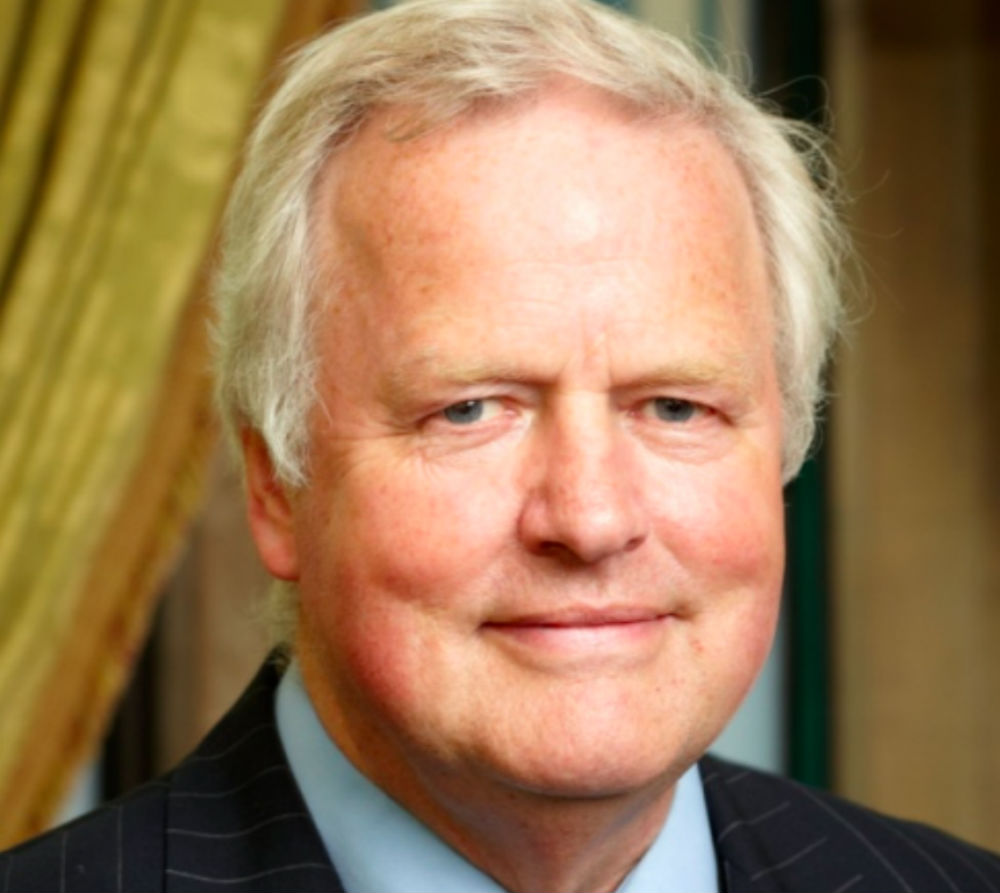 Боб Стюарт.