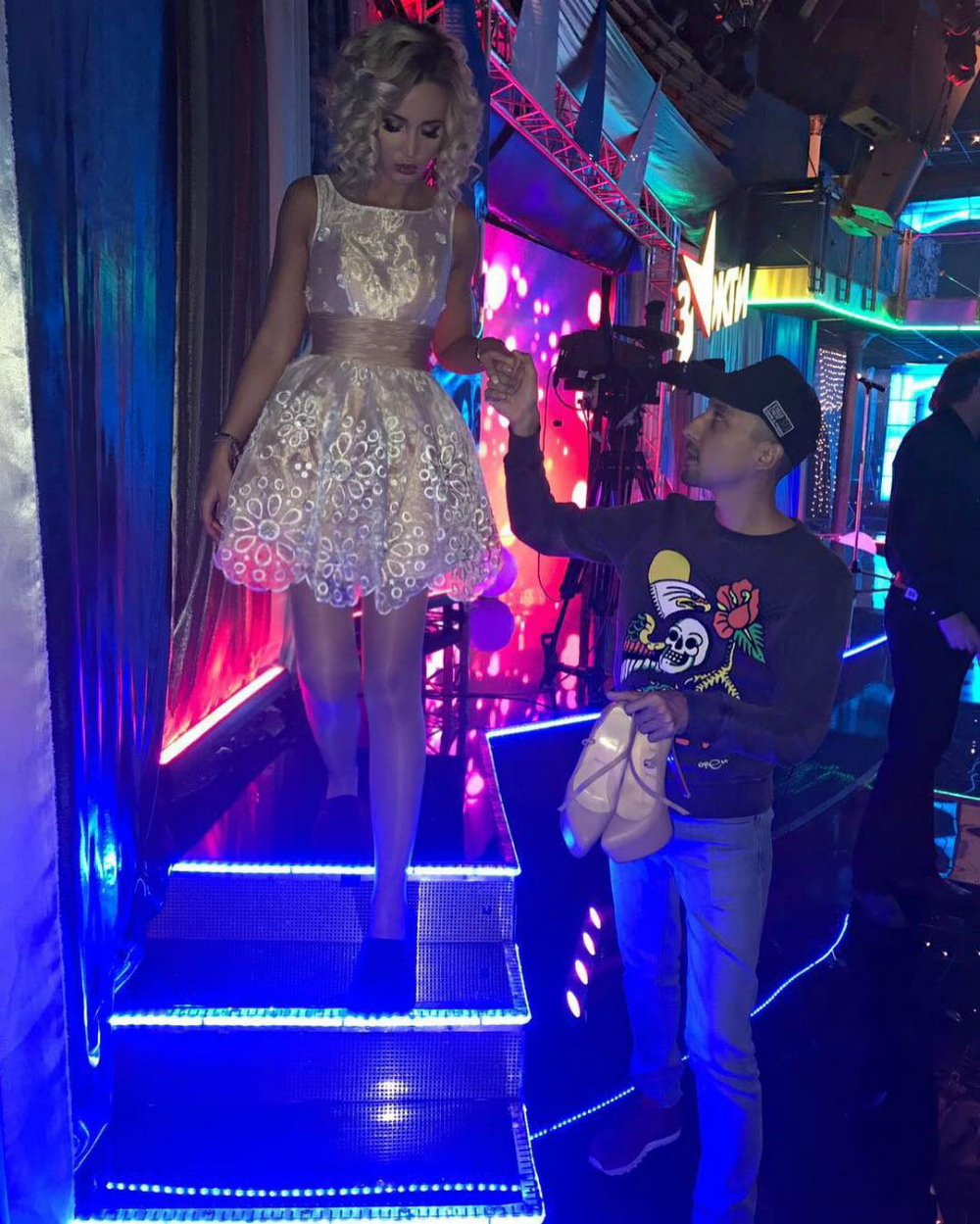 бузова и антон