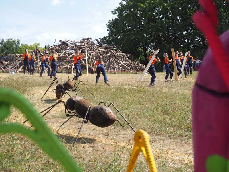 по тексту (3)