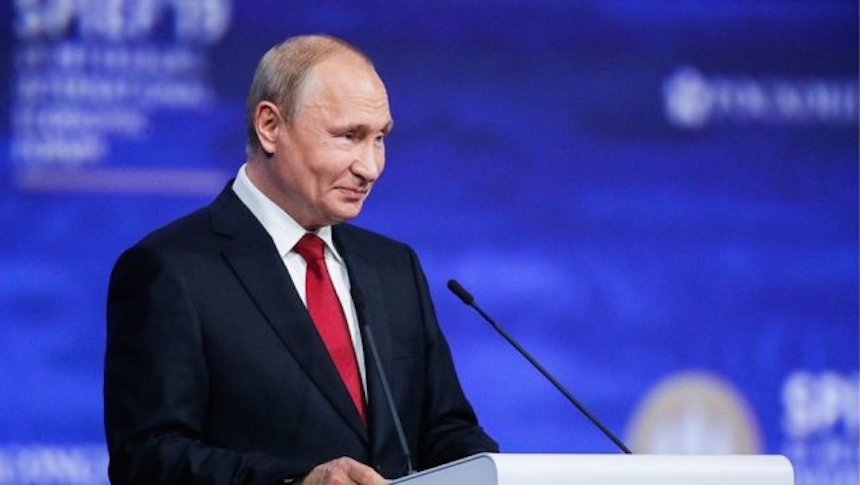 «Президент окажет Единой России» поддержку»: политолог Олег Иванов о готовящемся политическом маневре