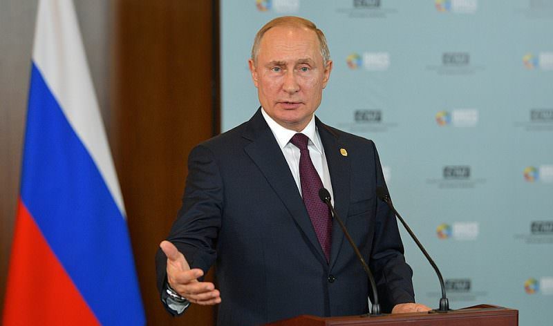 Путину предложили спасти «Единую Россию»