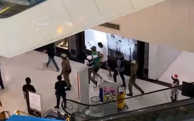 Житель Таиланда устроил стрельбу в торговом центре близ Бангкока