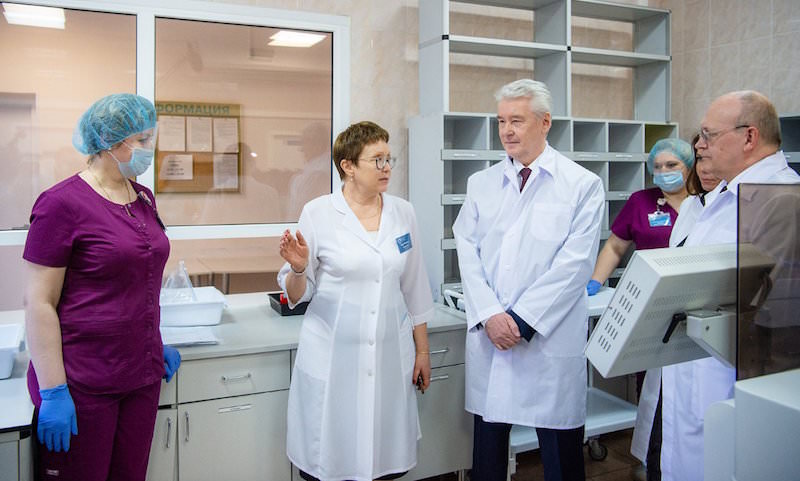 В Москве коронавирусную инфекцию в легкой форме разрешили лечить дома