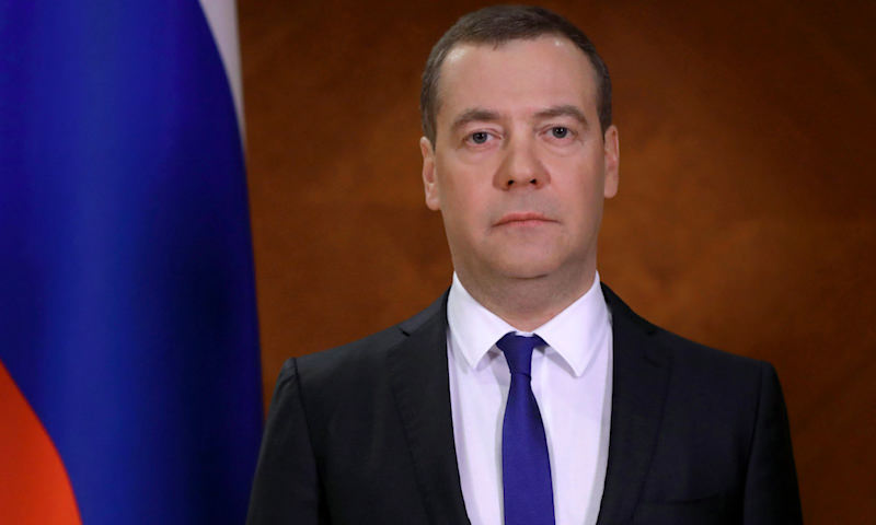 «Это не игра»: Медведев предупредил россиян о жестких мерах из-за коронавируса
