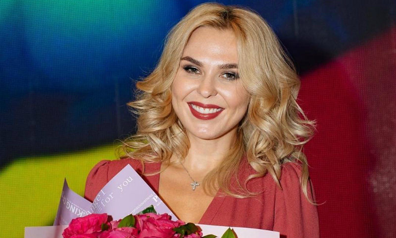 Пелагея получила звание заслуженной артистки России