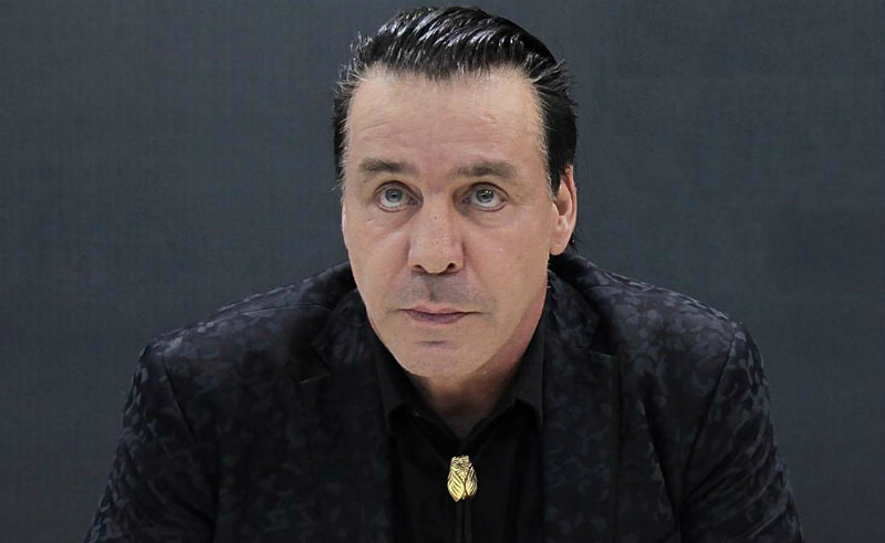 Солист Rammstein Тилль Линдеманн госпитализирован с коронавирусом