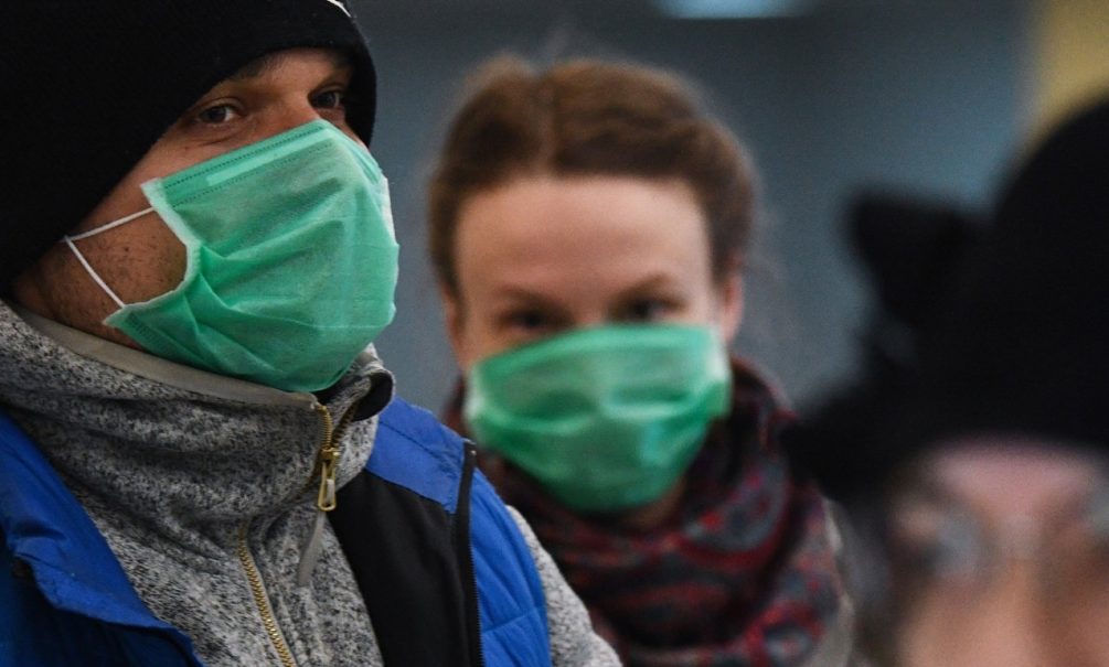 Инфекционист назвал срок окончания эпидемии коронавируса в России