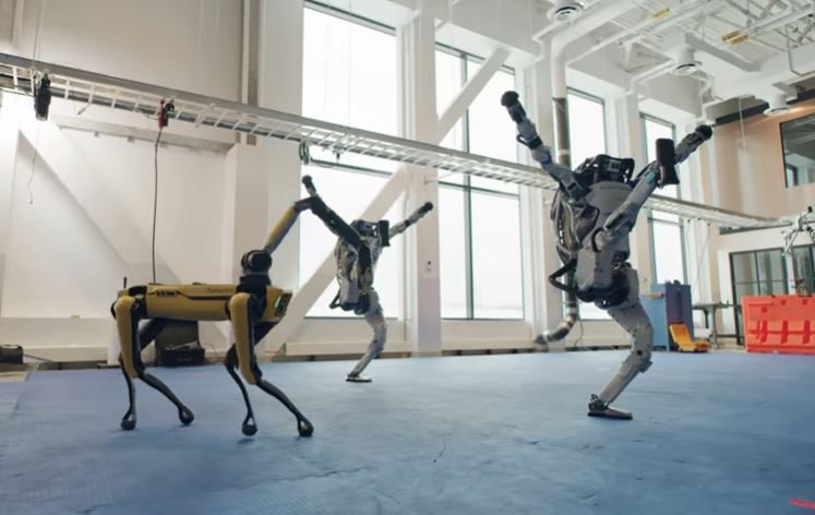   ,    : Boston Dynamics     