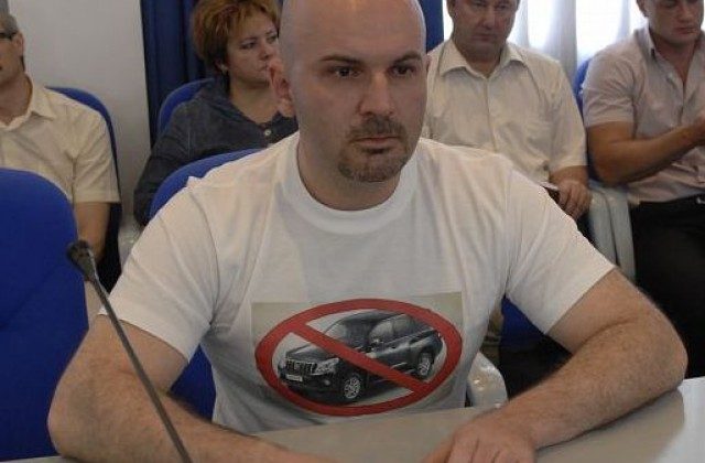 Ставропольскому депутату, подозреваемому в растлении несовершеннолетней, продлили срок 