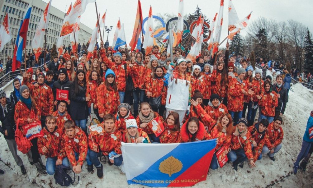 Фоторепортаж с проведения эстафеты олимпийского огня в Пятигорске 