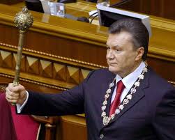 Янукович инициирует досрочные выборы 