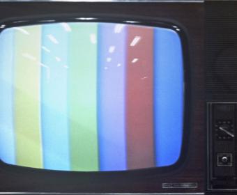 «Триколор ТВ» прекратил вещание телеканала «Дождь» 