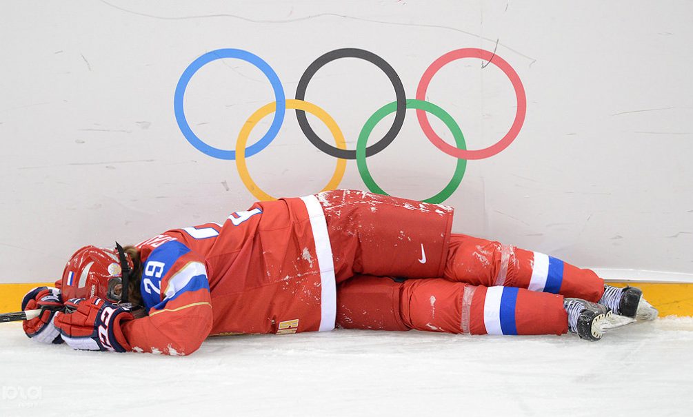 Женская олимпийская сборная России по хоккею проиграла команде Швейцарии 0:2 