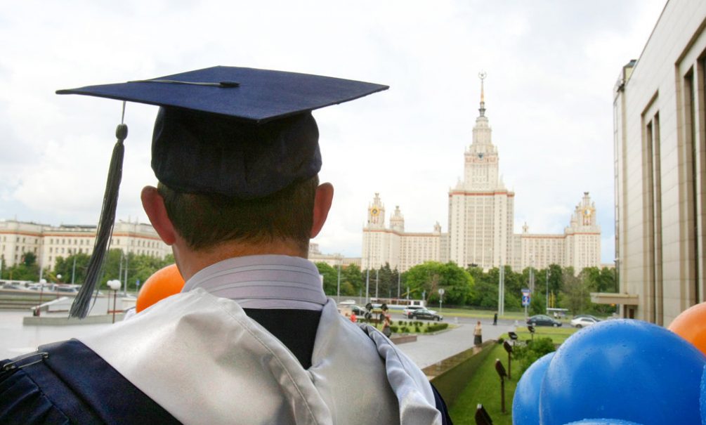 «Справедливая Россия» предлагает квотировать места для выпускников вузов и выплачивать работникам за моральный вред до пяти миллионов 