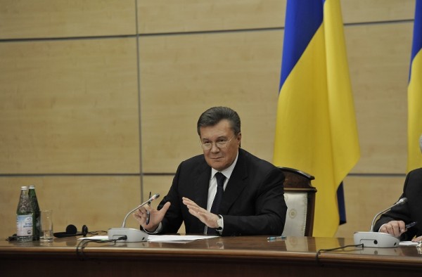 Виктор Янукович жив и собирается в Киев 
