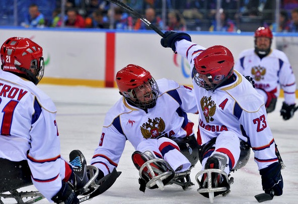 Российские следж-хоккеисты положили на лопатки двукратных паралимпийских чемпионов - сборную США! 
