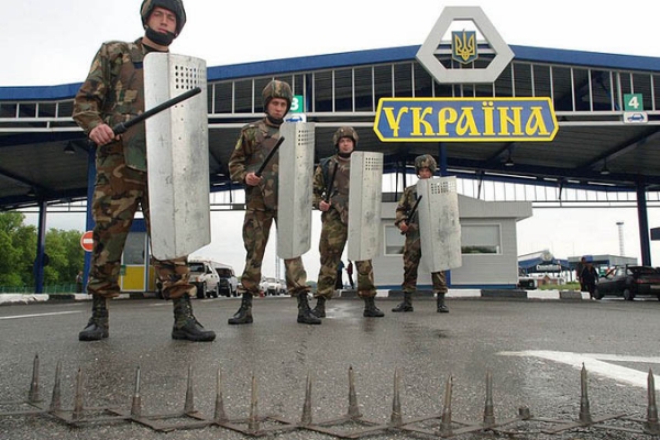 Украина перекрыла выезд из Крыма, и не только для крымчан 