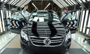 Немецкие автогиганты возвращаются? Дилерские центры брендов Volkswagen, Audi и Skoda возобновляют работу