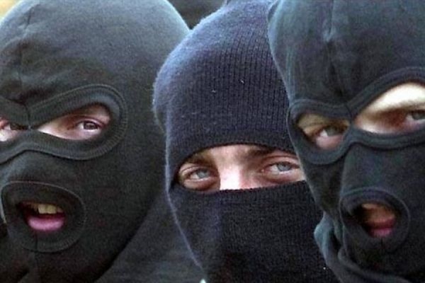 На Украине все вооруженные формирования объявлены вне закона 