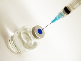 Красноярцы пожаловались на нехватку вакцины от энцефалита 