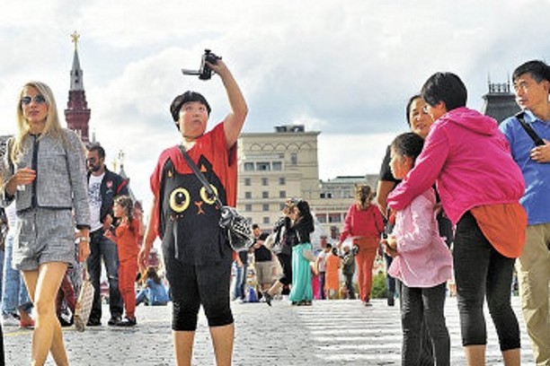Китайских туристов все больше и больше 