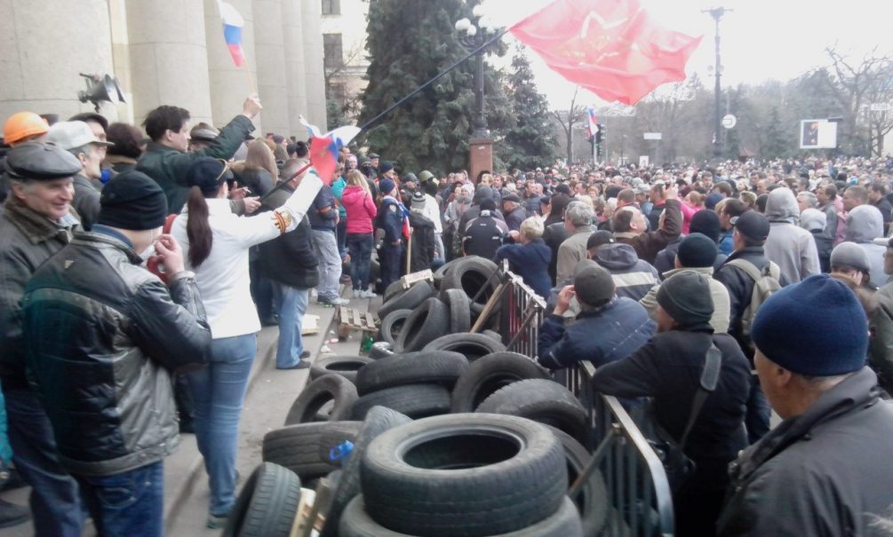 В Харькове начались массовые драки 