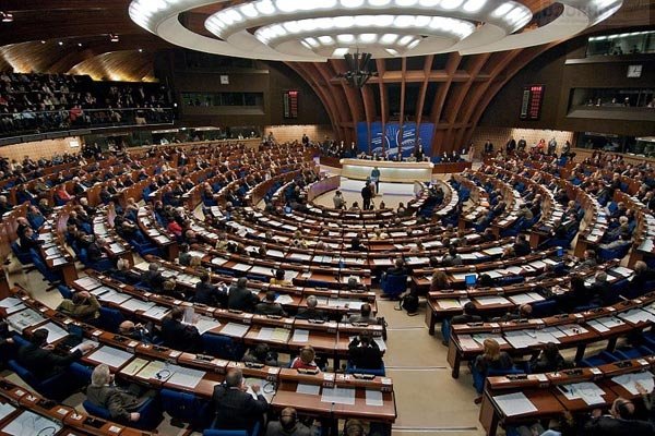 ПАСЕ намерена выступить резко против федерализации Украины ПАСЕ намерена выступить резко против федерализации Украины