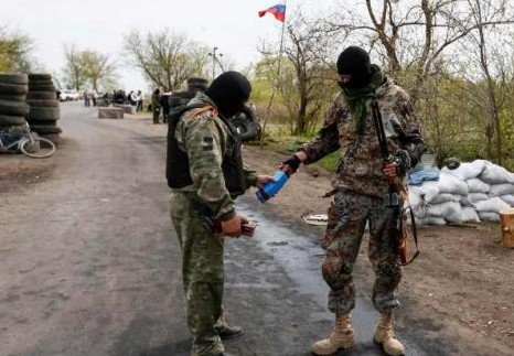 Возле блокпоста у Славянска обнаружены два трупа со следами пыток 