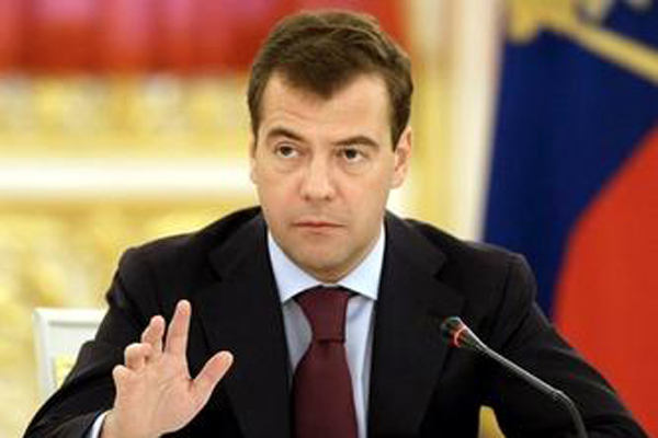 Медведев: В Крым и Севастополь уже инвестировано 70 млрд рублей 