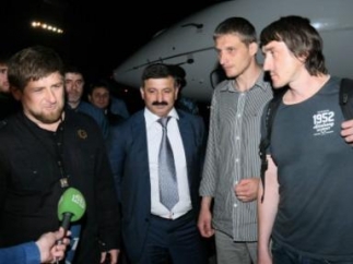 Кадыров рассказал подробности освобождения журналистов LifeNews 