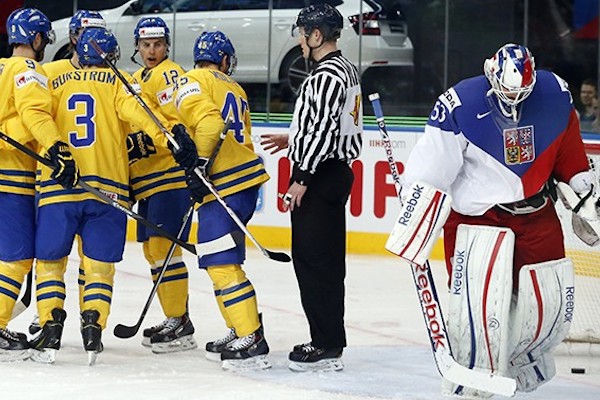 Хоккейная сборная Швеции завоевала в Минске бронзовые медали 
