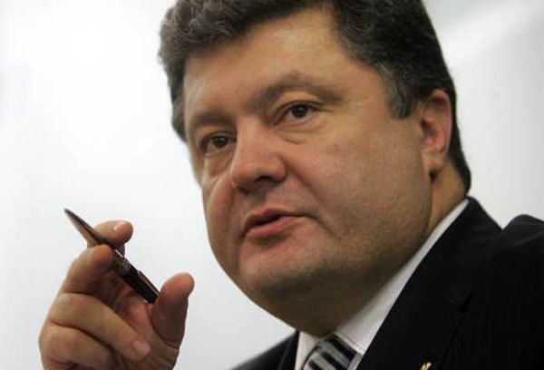 Сегодня Порошенко встретится с представителями Луганска и Донецка 