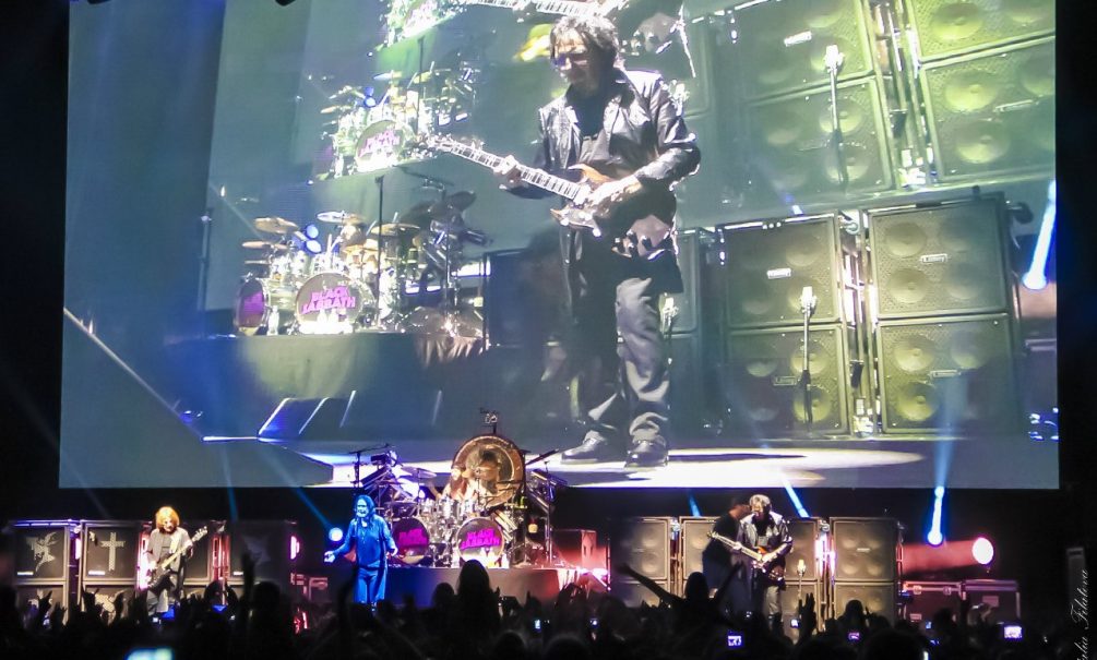 Black Sabbath в классическом составе с Оззи Осборном на вокале дали концерт в Москве 