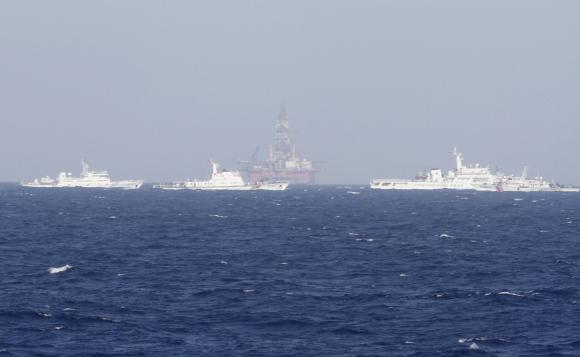 Китай направляет свои ВМС к спорным Парасельским островам Китай направляет свои ВМС к спорным Парасельским островам