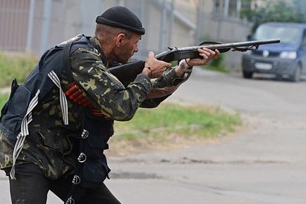 Ополченцам удалось захватить воинскую часть в Луганске, силовики сдались 