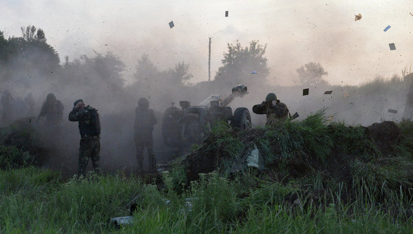 Ополченцы заявили о начале артобстрела Донецка 